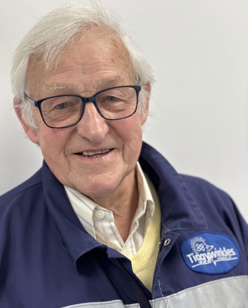 Tiggywinkles Wildlife Hospital volunteer rescuer